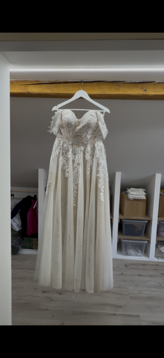 Svatební šaty ,,boho” styl
